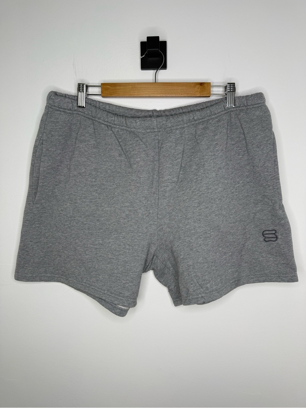 ARITZIA Super World Gray Relaxed Fit Baggy Sweat Shorts